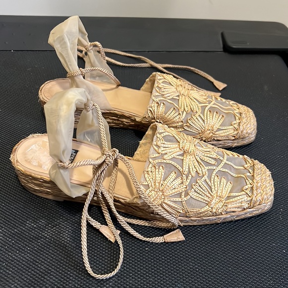 Stuart Weitzman Boho Tie Up Espadrilles Sandals Size 8.5 B - Picture 5 of 16
